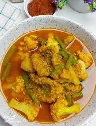 แกงส้มเนืัอปลาผักรวม