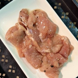 หมูหมักพริกไทยดำ 1 ขีด