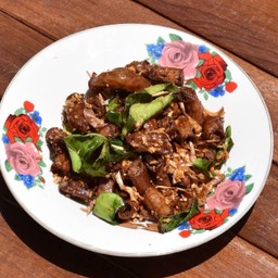 ไส้ทอดกระเทียม