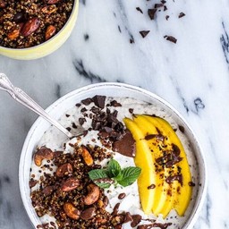 Coconut Oats Smoothie Bowl