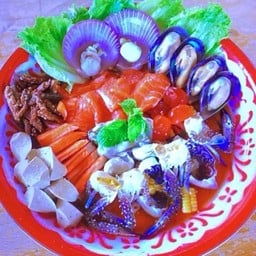 ยำรวมญาติ