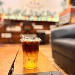 ถวิล Cafe & Bistro