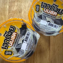 เฉาก๊วยนมสด