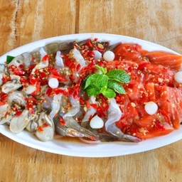 ยำ 3 แซ่บ