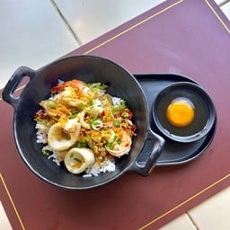 ข้าวไข่ดองทะเลพริกเกลือ