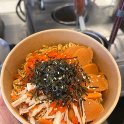 มาม่าเผ็ดซอสเกาหลี