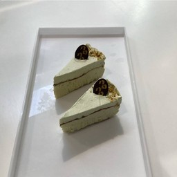 Pistachio Cheese Cake