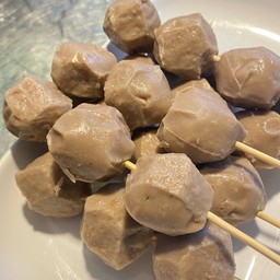 จัมโบ้เนื้อสมุนไพร