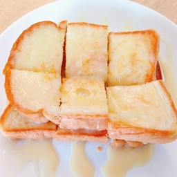 ปัง เนยสด  นมข้น  2 แผ่น