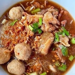 ก๋วยเตี๋ยวเนื้อ