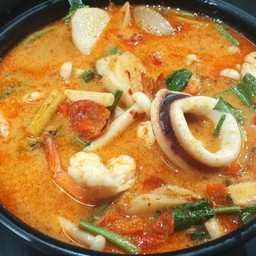 ต้มยำปลาหมึก