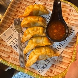 เกี๊ยวซ่าไก่