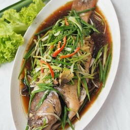 ปลากะพงนึ่งซีอิ๊ว