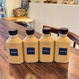 โปรกาแฟ4ขวด ไม่รวมแก้วและน้ำแข็งนะคะ (สามารถคละกันได้ ใส่คอมเม้นมานะคะ)