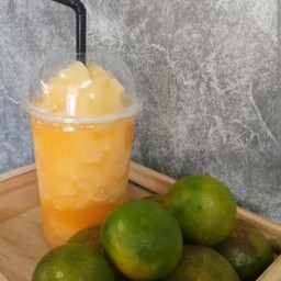 น้ำส้มปั่น