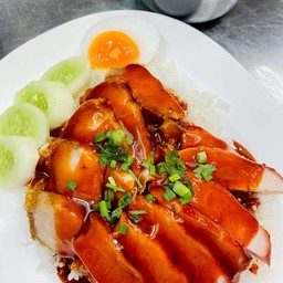 ข้าวหมูแดง+หมูกรอบ