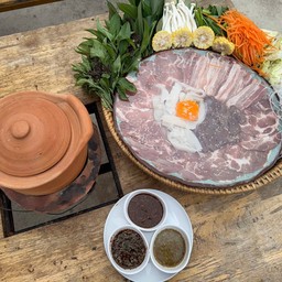 ชุดแจ่วฮ้อนหมู