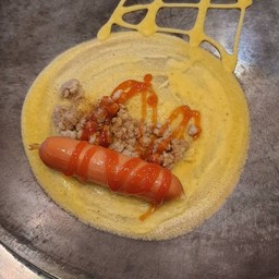 โตเกียว ไส้กรอกไก่-หมูสับ 5 ชิ้น แถม 1ชิ้น