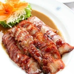 หมูแดงฮ่องเต้ เป็นกับ