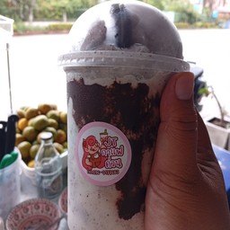 นมหมีปั่นโอริโอ้