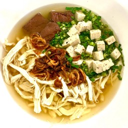 ก๋วยจั๊บไก่ฉีก