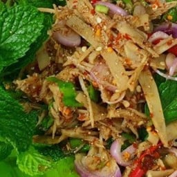 ซุปหน่อไม้เผ็ดเเซ่บนัวร์