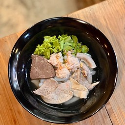 ก๋วยจั๊บน้ำใส