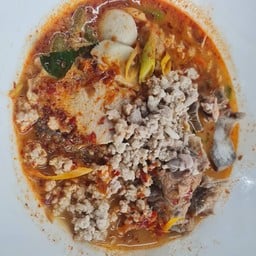 ก๋วยเตี๋ยวโคตรๆๆหมูสับล้นๆ