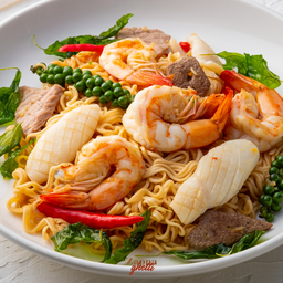 มาม่าผัดขี้เมาทะเล