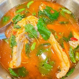 แกงส้มพริกสดปลากะพง