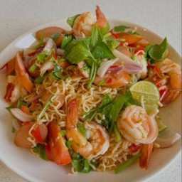 ยำวุ้นเส้น