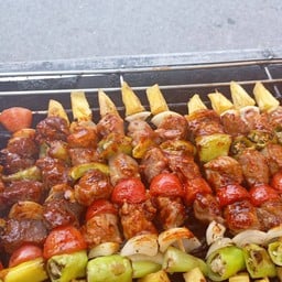 ชุดสุดคุ้ม7 ไม้ หมู 4 เนื้อ 3