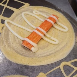 โตเกียว ปูอัด-มายองเนส  5 ชิ้น แถม 1ชิ้น