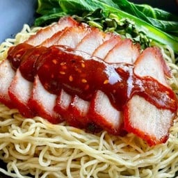 บะหมี่หมูแดงฮ่องเต้