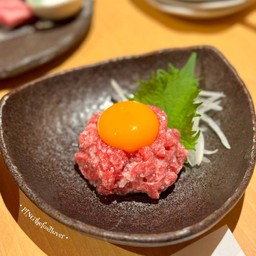 “にくTATSUユッケ” - Niku TATSU Yukhoe(JPY1,650)