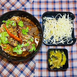 ขนมจีน น้ำเงี้ยว ชุดอิ่ม