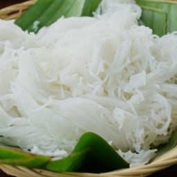 ขนมจีนเปล่า