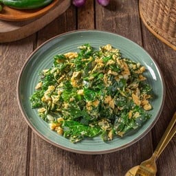 ผักเหมียง,ผักเหรียงผัดไข่