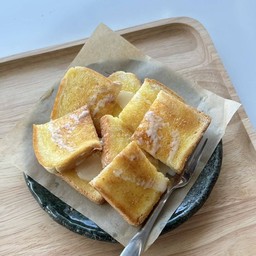 ขนมปังเนย+นม