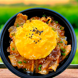 หมูตื่นเช้า หมูสามชั้นสไลด์ผัดซอสเทอริยากิ หอมๆหวานๆ ทานคู่ไข่ข้น หอมเนย