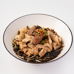 ก๋วยเตี๋ยวมหานครา (สูตรลับ ฉบับไม่ต้องปรุง) สาขาเอสพลานาดงามวงศ์วาน-แคราย -