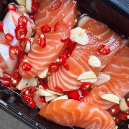 แซวมอนดองซีอิ๊ว หอมนัว