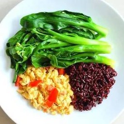 ⭐5.0 (219) - ข้าวทรงเสวย ไรซ์เบอรี่ คั่วไข่ ไลโคปีน พร้อมผักลวกนึ่ง