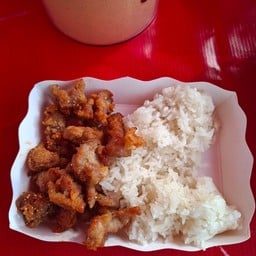 สุ่มไก่ ไก่ทอด ตรงข้ามโรงเรียนเทพมิตรศึกษา