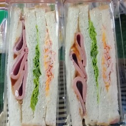 แซนวิชทอด แซนวิชสดไส้ทะลัก