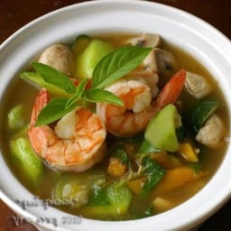 เเกงเลียงกุ้งสด