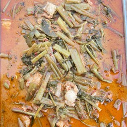 แกงเทโพหมู