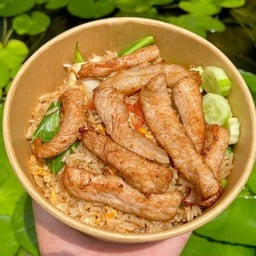 ข้าวผัดไข่ ญาญ่า