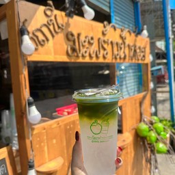 นํ้ามะพร้าวสด+ชาเขียว