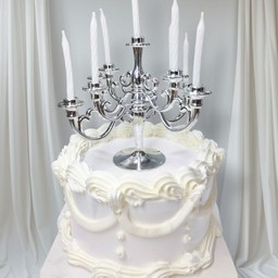 เค้กเชิงเทียนสีขาว